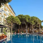 Hotel Vm & Golem (Tirana)