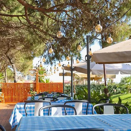 Vm & Ξενοδοχείο 5*