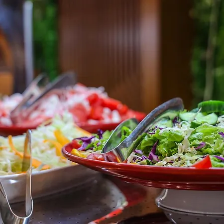 Ξενοδοχείο Vm & Golem (Tirana)