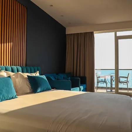 Vm & Ξενοδοχείο