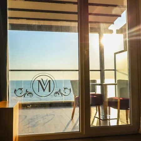 Ξενοδοχείο Vm & 5*