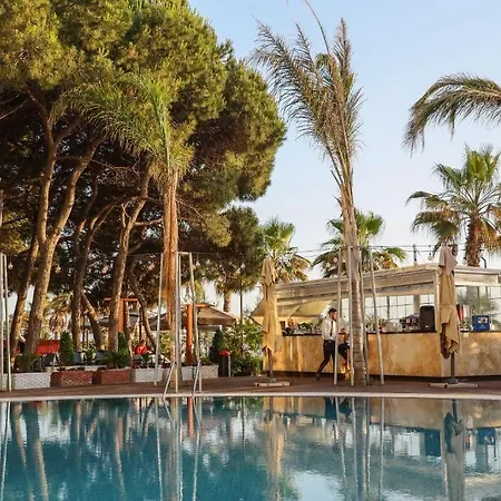 Vm & Ξενοδοχείο