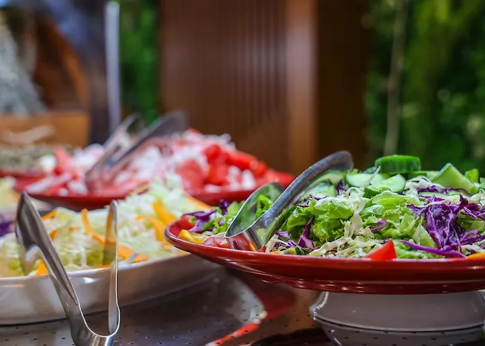 Hotel Vm & Golem (Tirana)